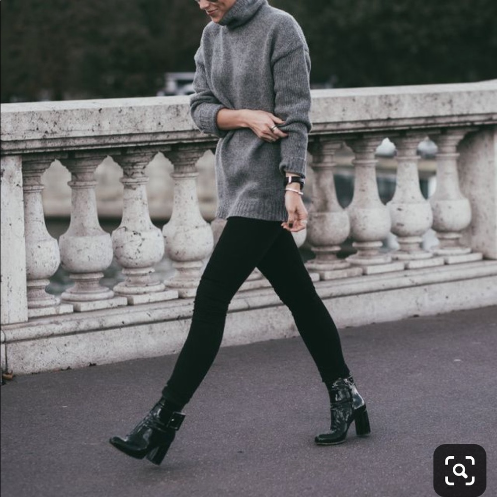 Gray chunky sweater sz medium large oversized